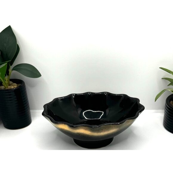 Black Blue Ruffled Edge Glazed Pottery Bowl - Picture 5 of 9